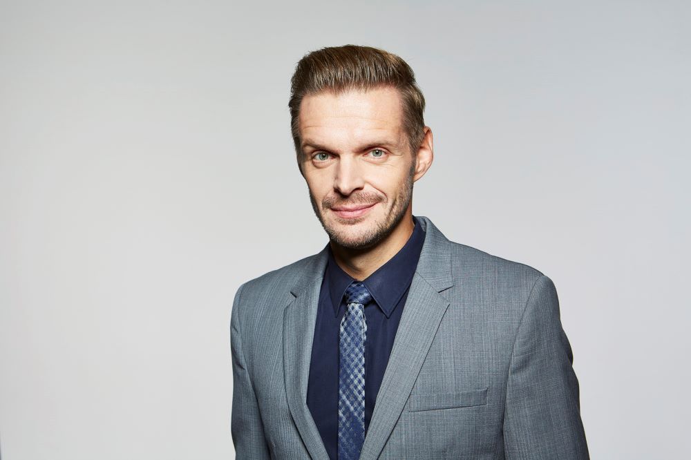 Mit Satire ins neue Jahr —&nbsp;Florian Schroeder zu Gast in der Kulturfabrik