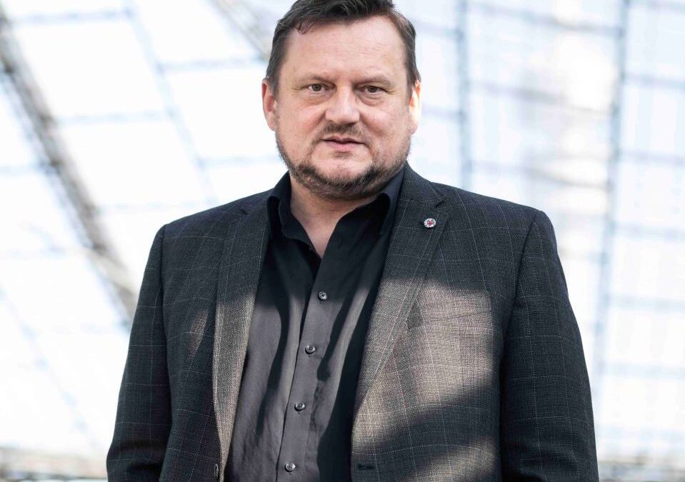 Uwe Ritzer präsentiert sein neues Buch „Zwischen Dürre und Flut“ in der Kulturfabrik Roth