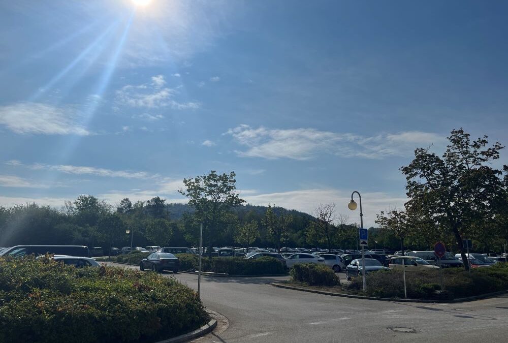Parkraumbewirtschaftung am Klinikum Altmühlfranken Weißenburg seit Mai 2024