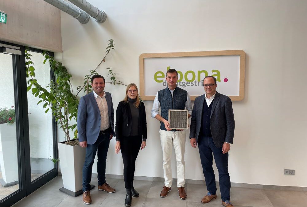 Nachhaltigkeit und Innovation aus Altmühlfranken: Landrat Manuel Westphal besucht die Eloona GmbH in Pleinfeld