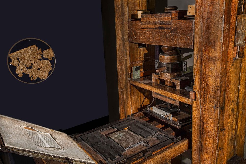 Buch der Bücher in Donauwörth — Kultur: Erlebnisausstellung zur Bibel