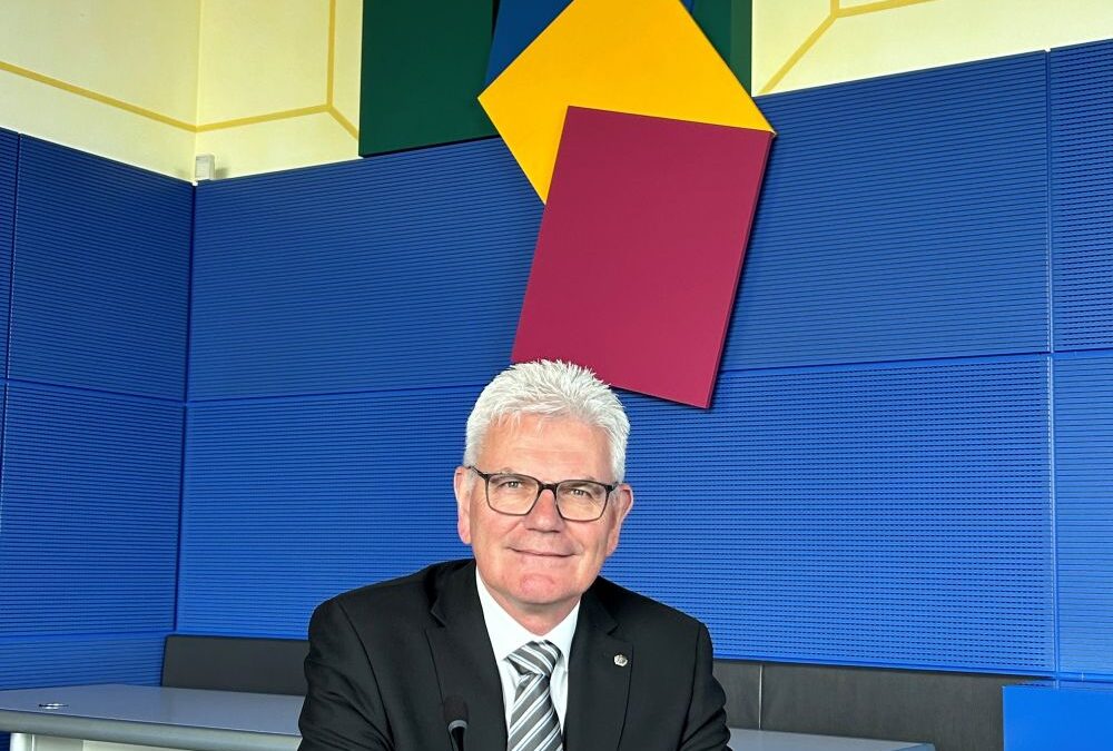 Auernhammer in den Ältestenrat gewählt